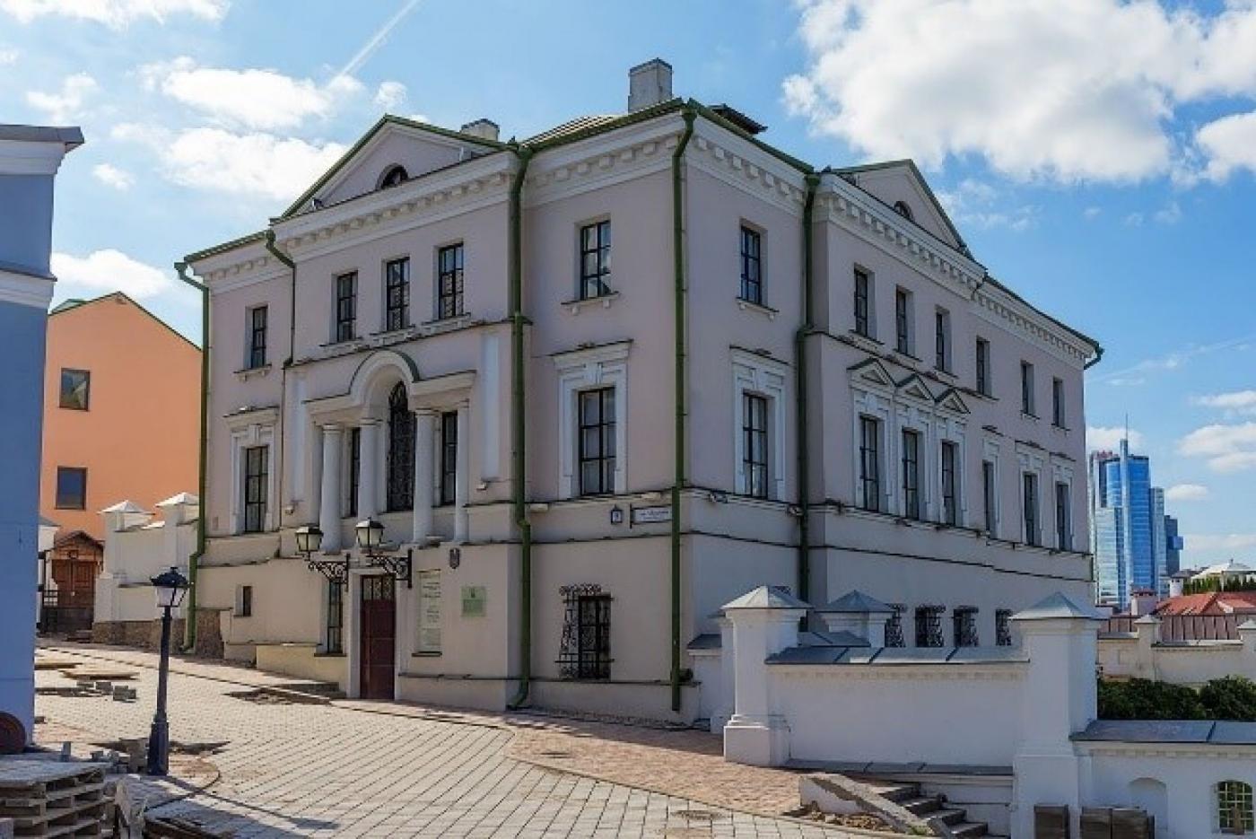 Экскурсия в Государственный музей истории театральной и музыкальной культуры